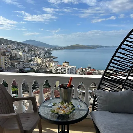 Flora Sea View *